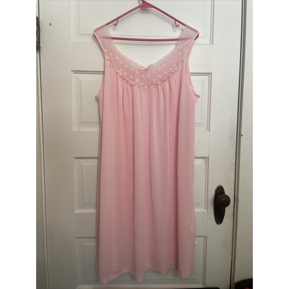Vintage Lorraine Lingerie Large‎ Pink Nightgown